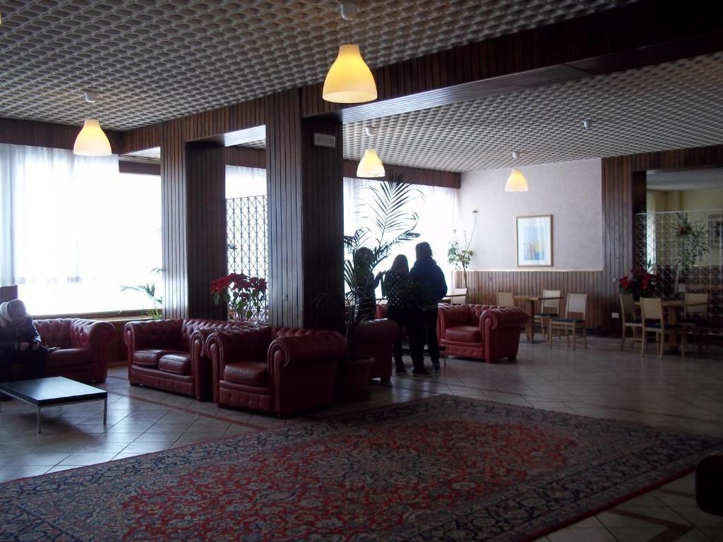 Excelsior Cimone Lowcost Hotel 3*