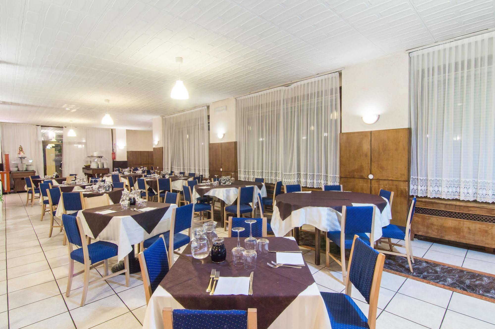 Excelsior Cimone Lowcost Hotel San Martino Di Castrozza