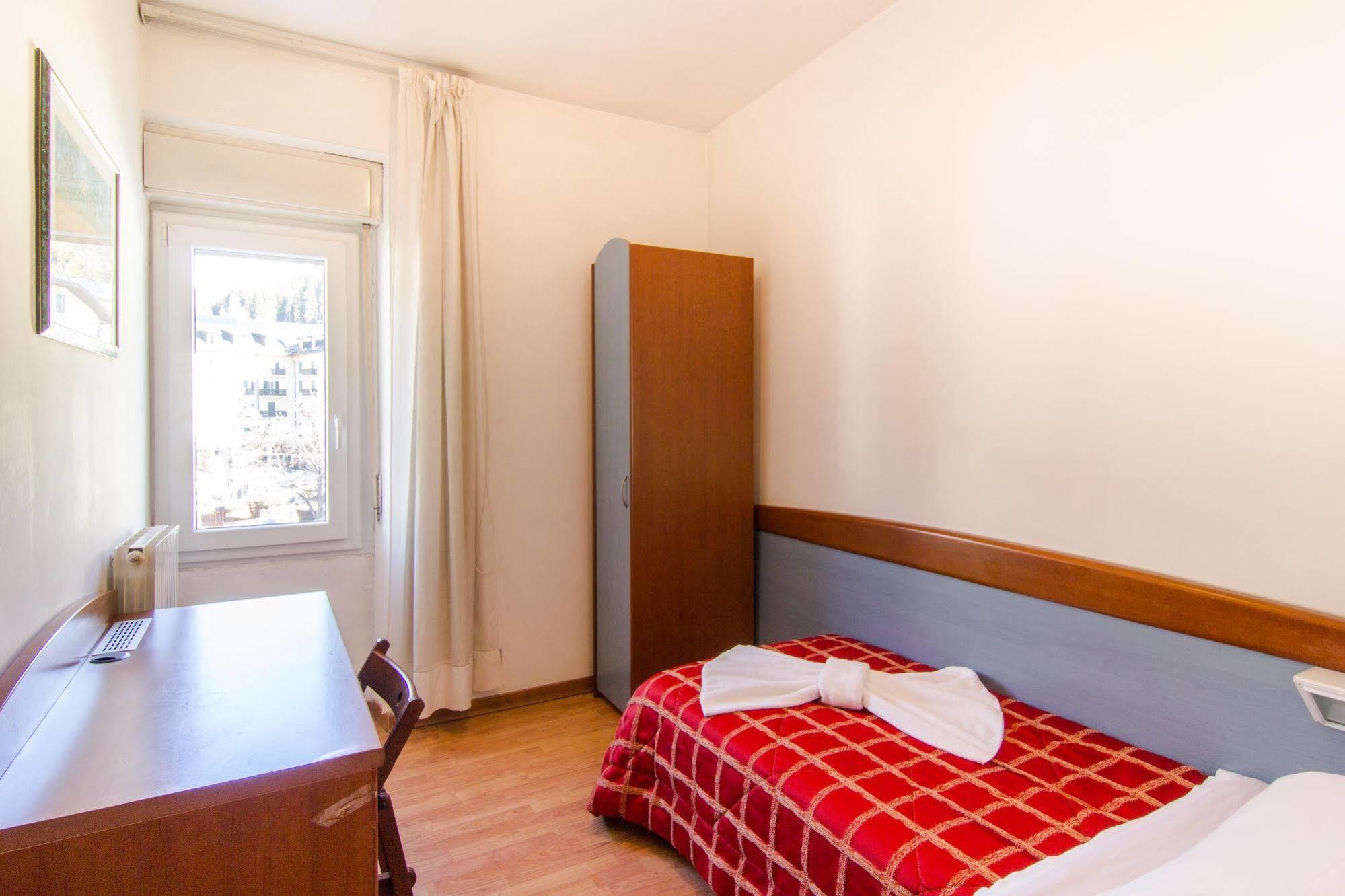 Excelsior Cimone Lowcost Hotel
